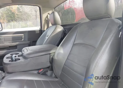 2017 Ram 2500 Tradesman 4X2 8' Box из США, поврежденный, VIN 3C6LR4ATXHG531398